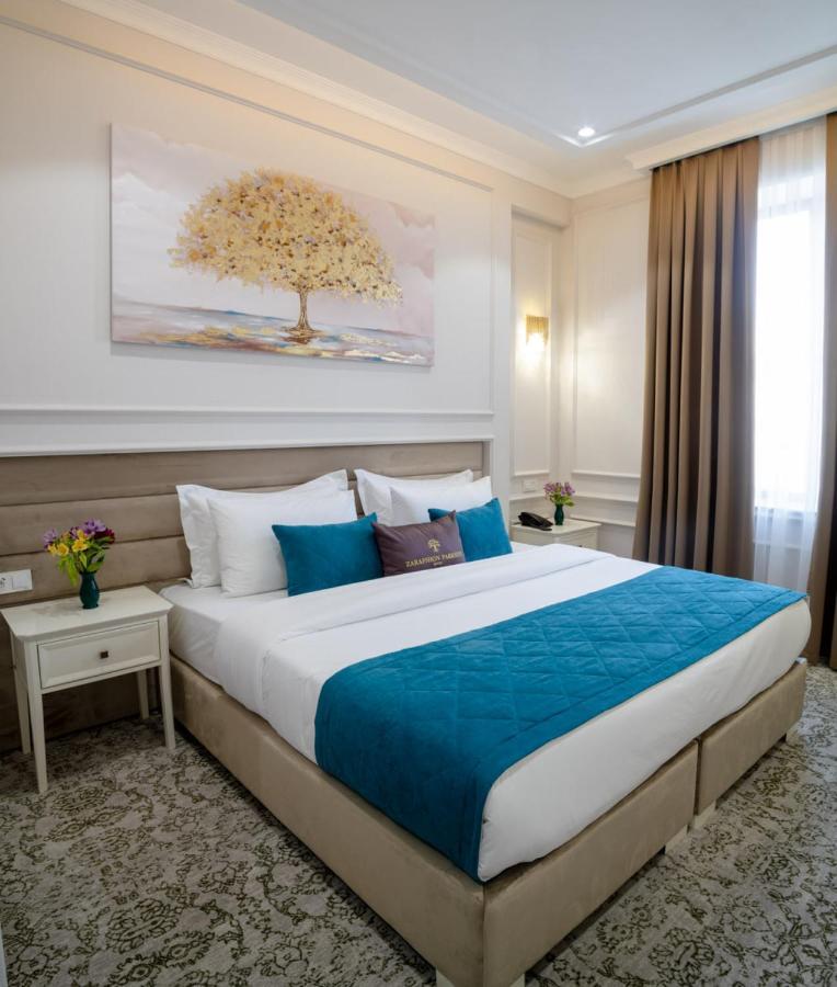 Zarafshon Parkside Hotel Samarkand Ngoại thất bức ảnh